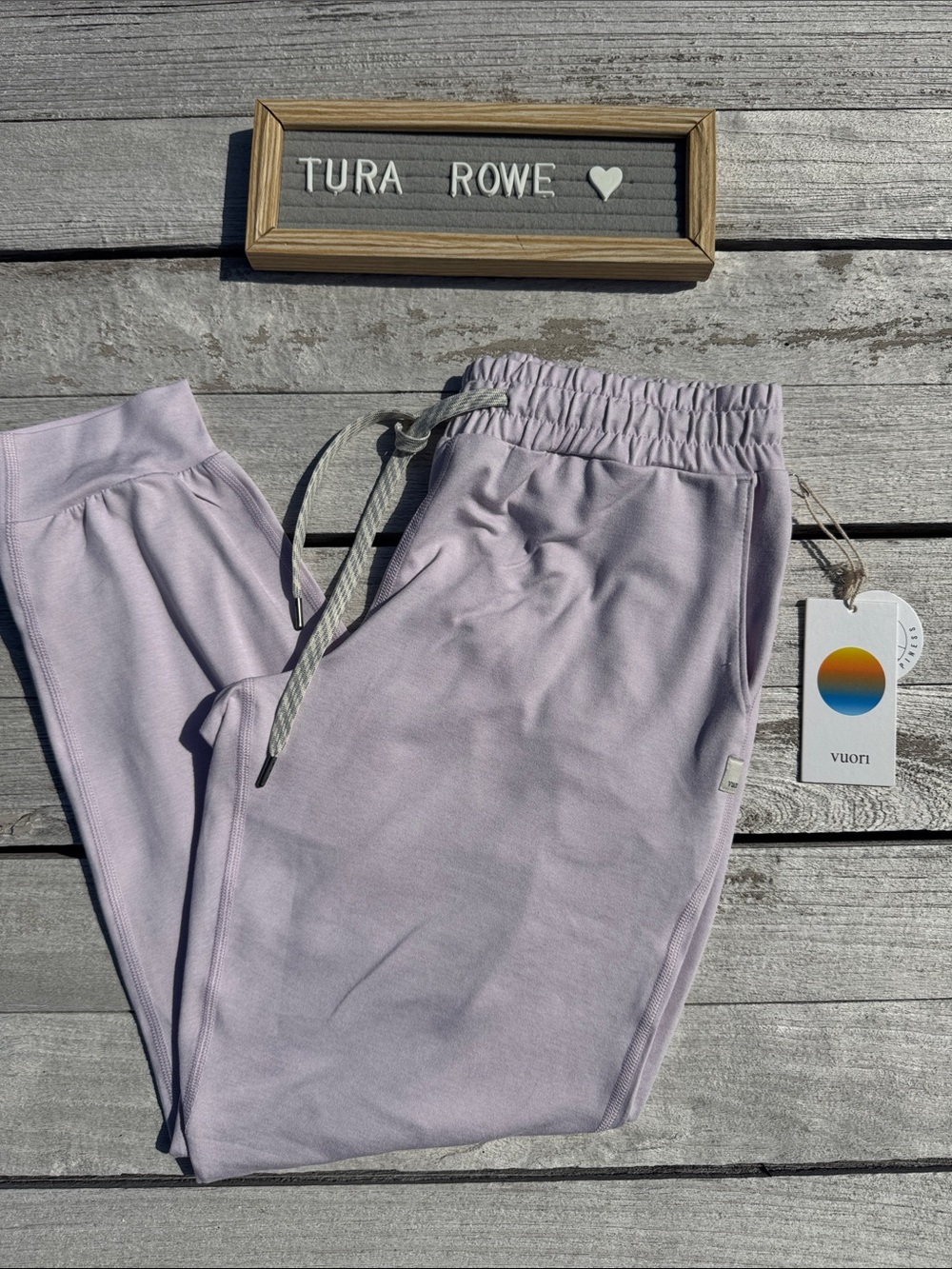 Vuori Performance Jogger Lilac Breeze Heather Size XS NWT Women’s Pants